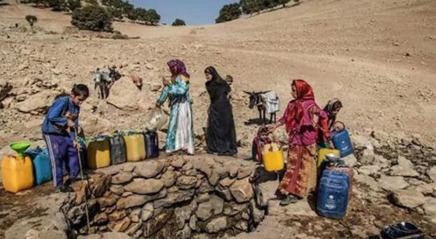 “伊朗的水危机:低降雨量和管理不善