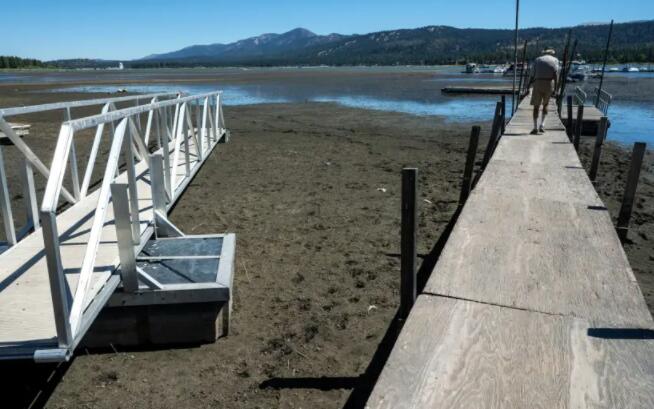 “大熊湖水位下降15英尺 5600万美元的项目可以提供帮助