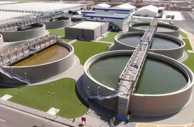 “埃及总统塞西在塞得港为世界上最大的同类污水处理厂揭幕