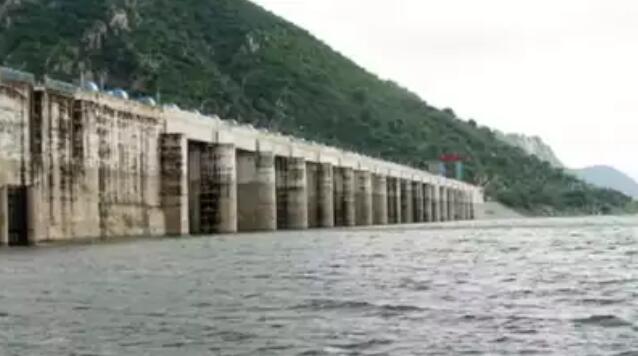 “拉贾斯坦邦:随着季风的最后一圈充满水坝