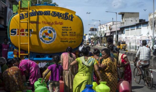 “9.1千万印度人没有基本的供水 但印度没有注意