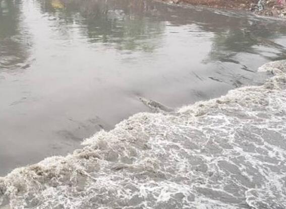 大雨袭击钦奈部分地区发出橙色警报